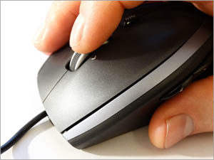 mouse-and-hand.jpg